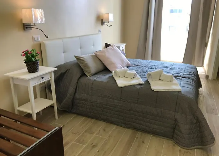 Serventi Longhi Rooms
