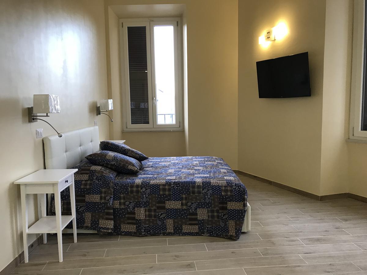 Serventi Longhi Pensión